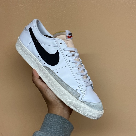 Nike Blazer Low ‘77 Vintage “White Black” - Picture 8 of 16